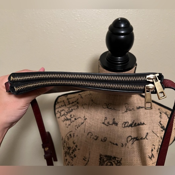 Marc Jacobs Burgundy Leather Crossbody Bag - Picture 12 of 16